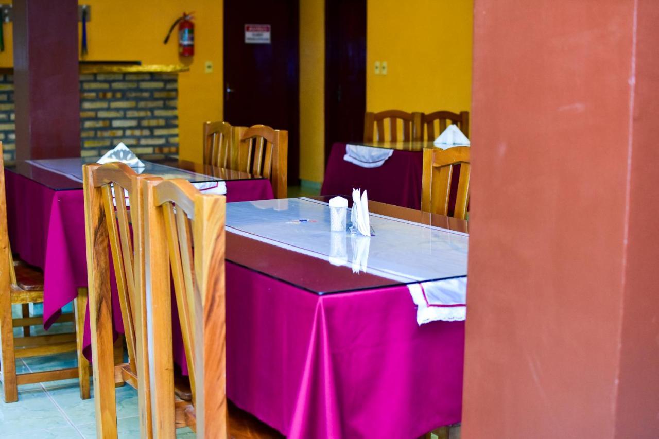 Palmas Park Hotel Y Restaurant Obligado エクステリア 写真